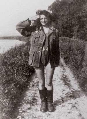 Female Prisoners Of War Sex - Another collaborator, somewhere in France. Found on a German POW