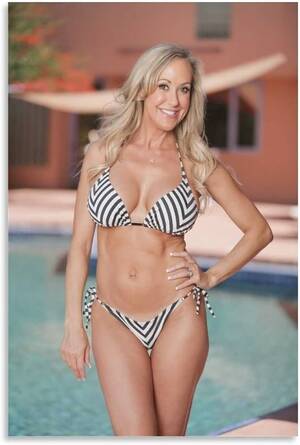 Brandi Love Porn Star - Amazon.com: Sexy Babes Poster Porn Star Brandi Love Blonde Sexy Lingerie  Seduction Canvas Art Poster Poster Frame Hanger Scroll Posters Canvas  Decorative Hanging Painting Wall Art Decor Room 08x12inch(20x30cm) : ×œ×‘×™×ª  ×•×œ×ž×˜×‘×—