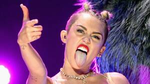 Miley Cyrus Big Tits - Bangerz' at 10: Miley Cyrus Beyond 'We Can't Stop' and 'Wrecking Ball'