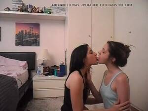 lesbian twins porn - Lesbian twins kiss - Lesbian Porn Videos