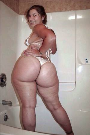 Curvy Pawg Porn - thickpawgsandwhooties: Bathtub