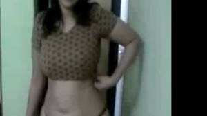 Blouse Bhabhi Porn - Chandigarh hot bhabhi removes blouse before blowjob