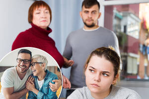 Mother Big Ass Porn - Man's girlfriend says it's 'weird' that he sleeps his mom.