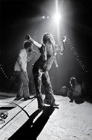 Janis Joplin 1960s Porn Movie - Janis Joplin, Woodstock Festival, Bethel, NY, by Elliott Landy. Elliott  Landy photographed the wild world of rock-and-roll music in the late  particularly in ...