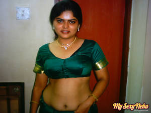 indian saree nude - ... India nude. Neha in traditional green sa - XXX Dessert - Picture 3