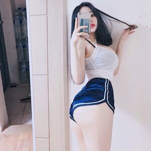 Milky White - Milky white Porn Pic - EPORNER