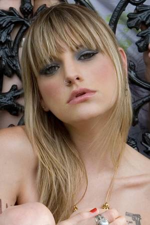 Juliet Simms Porn - Find this Pin and more on Juliet Simms by mikalacain.
