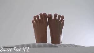 New Zealand Feet Porn - Toe Spread to satisfy your Foot Fetish - New Zealand accent Porn Video -  Rexxx