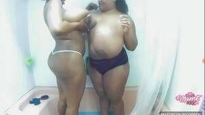 black tits bath - Ebony big boob beauties bath their breasts - XNXX.COM