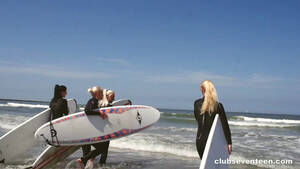 Alien Surf Girls Pussy Porn - Four hot surfer girls eat pussy in the sand during a four... | Any Porn