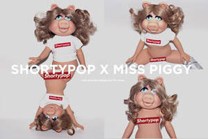 Miss Piggy Porn - At first glance you may think \