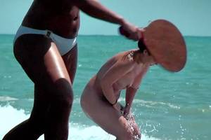 funny beach voyeur - naked spanish girls on beach