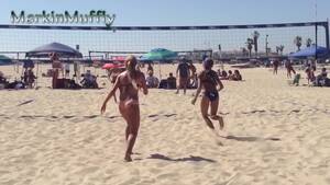 miami beach voyeur - Voyeur Women Wearing Swimsuits Miami Beach - UPSKIRT.TV