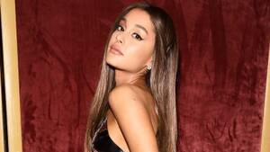 Ariana Grande Shower Porn - Ariana Grande Kisses a Girl in Her New Instagram Pic