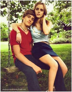 Emma Watson Fuck - Inappropriate pose for Emma Watson and her brother? : r/pics