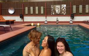 naked nudist groups - Woman shares horror working inside Las Vegas sex club cult at nudist yoga  temple - Mirror Online