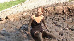 black mud porn - Mud play: Girl is ruining her black dress inâ€¦ ThisVid.com