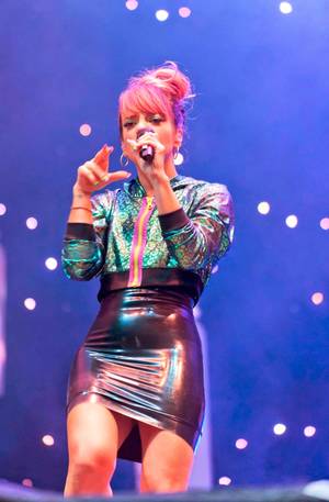 accidental upskirt on stage - Lily Allen Pantyless Upskirt On Stage At Hurricane Festival In Germany