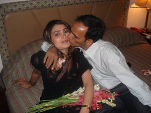 indian pakistani hot couple - 
