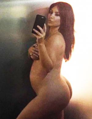 kim kardashian pregnant naked - Pregnant Kim Kardashian goes NAKED in her most revealing selfie ever