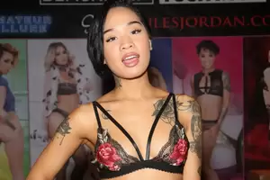 asian porn stars gold - 40 Best & Hottest Asian Pornstars of All Time - TPOP