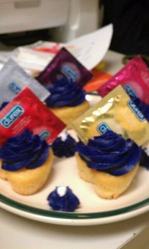 comdons pole in a real party sex - Condom cupcakes that I made for a friends birthday to go with her penis  birthday cake