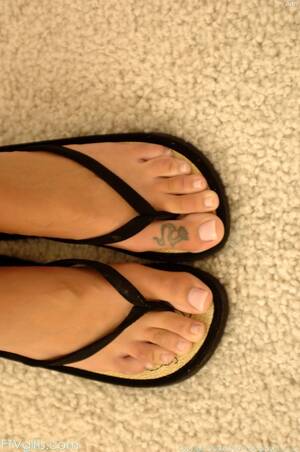 Amy Reid Feet Porn - Pornstar Amy Reid public nudity - XXX Dessert - Picture 1