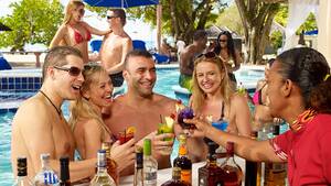 Jamaica Spring Break Porn - How to Plan a Kinky Vacation (Without Freaking Her Out)