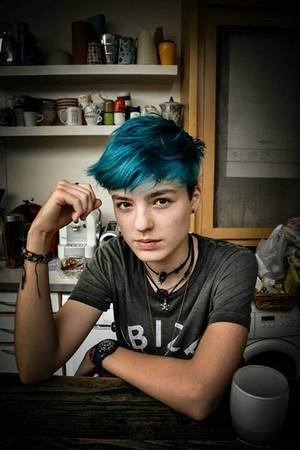 Blue Short Hair Tomboy Porn - In this post we'll show you Trendy Pixie Cut Styles You Should Try in take  a look at these gorgeous short hairstyle ideas now and be inspired!