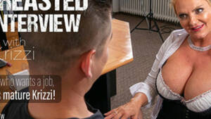 mature secretary blowjob - secretary blowjob - MatureTube.com