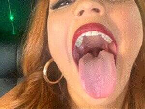 Mlp Tongue Porn - Tongue Tricks Mlp porn videos at Xecce.com