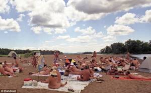 naked beach sex - Mazomanie Beach: Wisconsin shuts down nude beach on weekdays to cut down on  public sex, drug use and cruising | Daily Mail Online