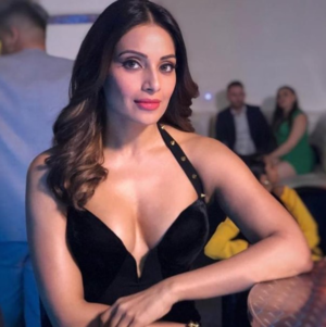 nude actress indian image bipasu - Bipasha Basu's Controversies: Kissing Cristiano Ronaldo, Alleged Sex Talk  With Amar Singh, More
