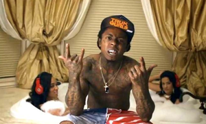 Lil Wayne Having Sex - A sex tape starring Lil Wayne & 2 women is being shopped around