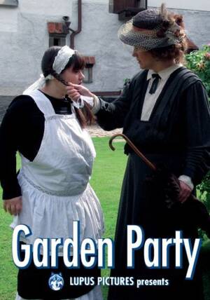 garden party spanking - Belrose.eu - Garden Party