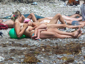 lactating beach - Lactating Sex On Beach | Sex Pictures Pass