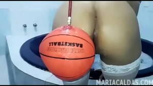 Basketball Anal Insertion Extreme - Maria Caldas monster basketball ball inside her totally destroyed asshole -  XNXX.COM