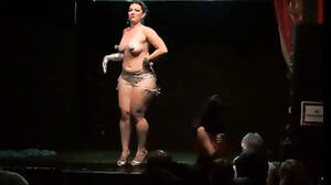chubby porn theater - Chubby lady dances naked in the theatre | voyeurstyle.com