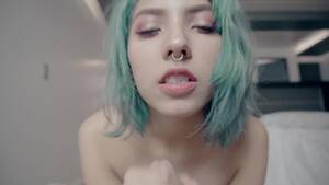 alternative girls giving blowjobs - Alternative girl giving a sloppy blowjob Porn Videos - Tube8