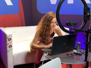live webcam girls chat room - Webcam model - Wikipedia