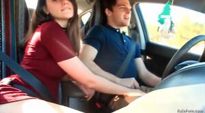 couple car - Couple Gets Wild In The Car : XXXBunker.com Porn Tube