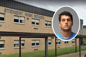 Hamilton Real Teacher - Steinert High School teacher charged with sex with student