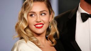 bbw nude miley cyrus - Miley Cyrus takes back apology for 2008 Vanity Fair portrait | Fox News