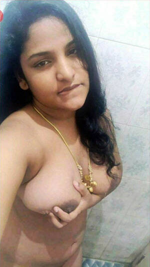 india tamil naked - Tamil Chubby Horny Wife Nude Selfie | Sexy Indian Photos | fap.desi