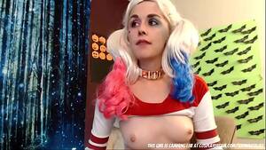 Harley Quinn Cosplay Adult Xxx - This Cute Harley Quinn Cosplayer Showing Off Her Goods,,, - XVIDEOS.COM