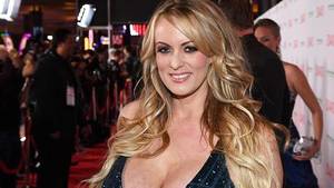 Attorney Porn Star - Stormy Daniels attends the 2018 Adult Video News Awards at the Hard Rock  Hotel & Casino