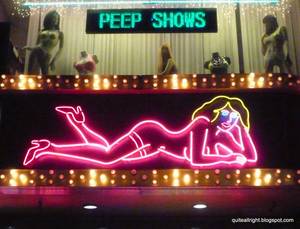 live sex peep show - Peep shows sex Â· Â«