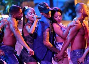 Ariana Grande Photoshop Porn - Pete Davidson to online haters: I won't kill myself