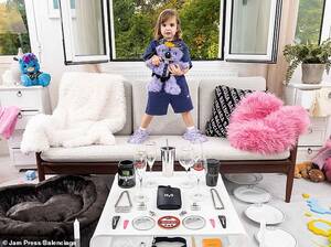 Jennifer Garner Bondage Porn - Balenciaga: Ruby Tuesday Matthews slams fellow influencers for staying  silent on teddy bear bondage | Daily Mail Online