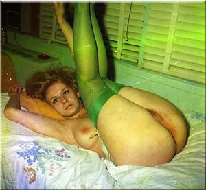 free vintage polaroid pussy - Vintage Nude Wifes & Girlfriends Amateur Polaroids â€“ Vintage Classic Retro  Free Porn